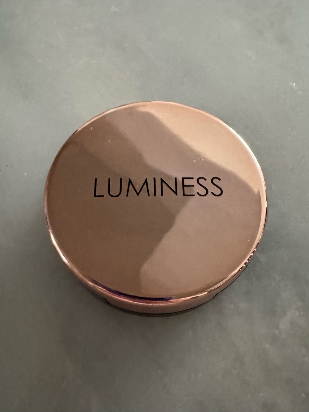 LUMINESS Alluring Lip & Eye Compact with Eyeshadow & Lipstick